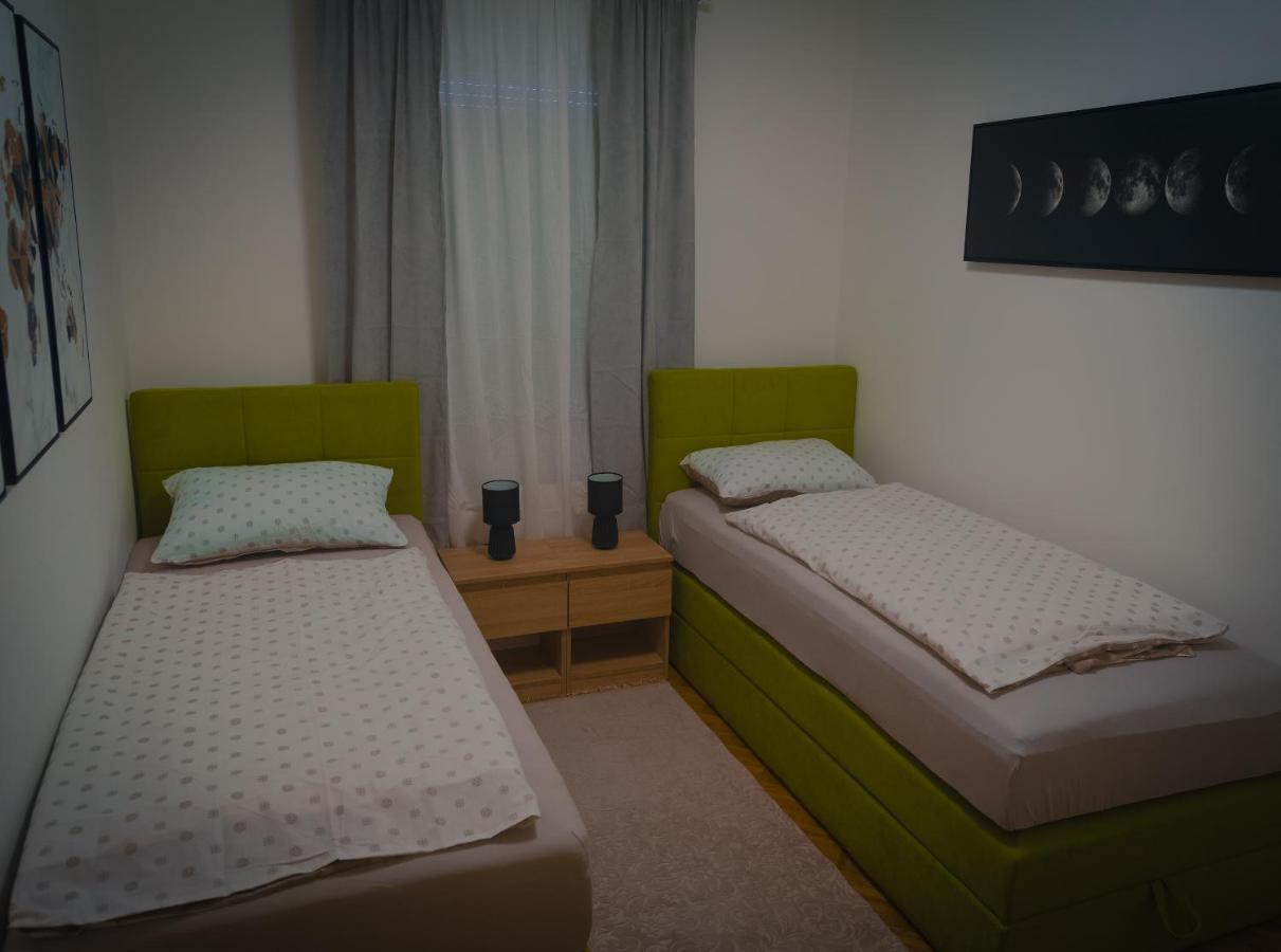 Mila Apartman Apartment Dakovo Luaran gambar